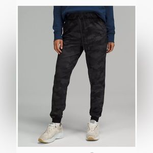 Lululemon stretch high rise jogger